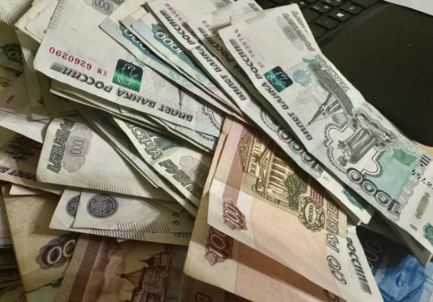 В Астрахани девочка-подросток под влиянием отдала мошенникам почти 30 миллионов