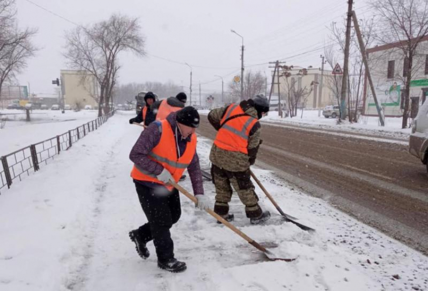 Февраль-2023 в Астрахани бьет рекорд по снегу