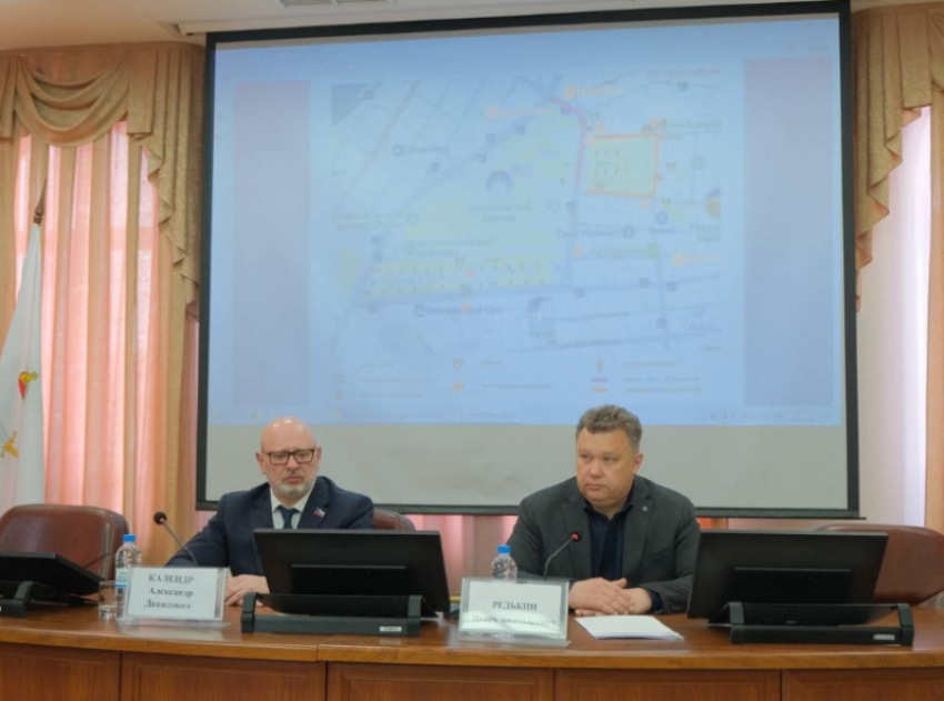 В Астрахани обсудили меры безопасности и охрану порядка в майские праздники