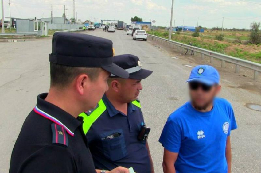 В Астраханской области выявили 74 нарушения миграционного законодательства