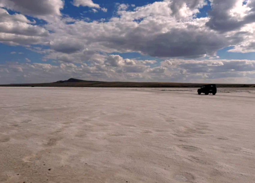 Предприятие по добыче соли открыло 115 вакансий для астраханцев