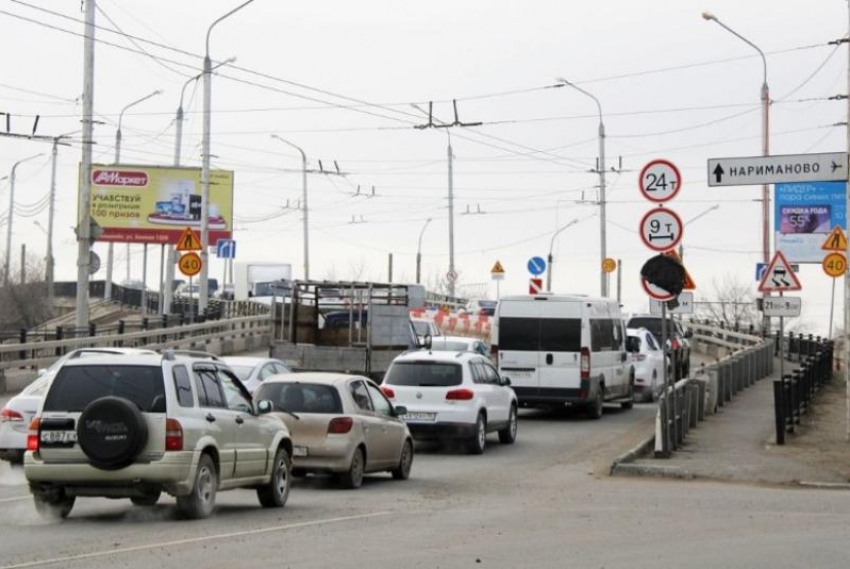 В Астрахани Аэропортовский мост дождался капитального ремонта