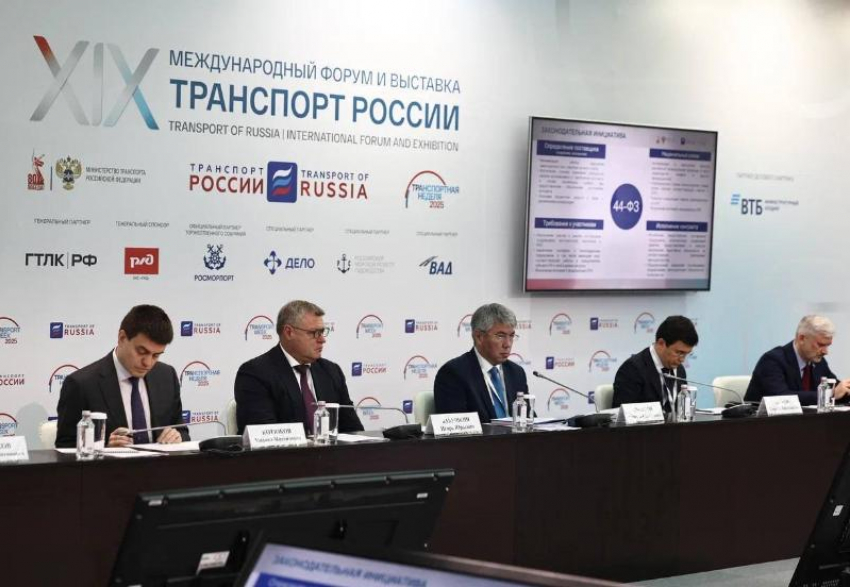 Игорь Бабушкин обозначил цели Астраханской области в сфере развития транспорта