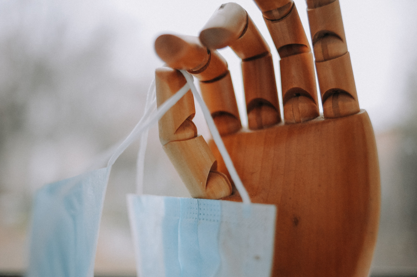 239 астраханцев за сутки заразились COVID-19