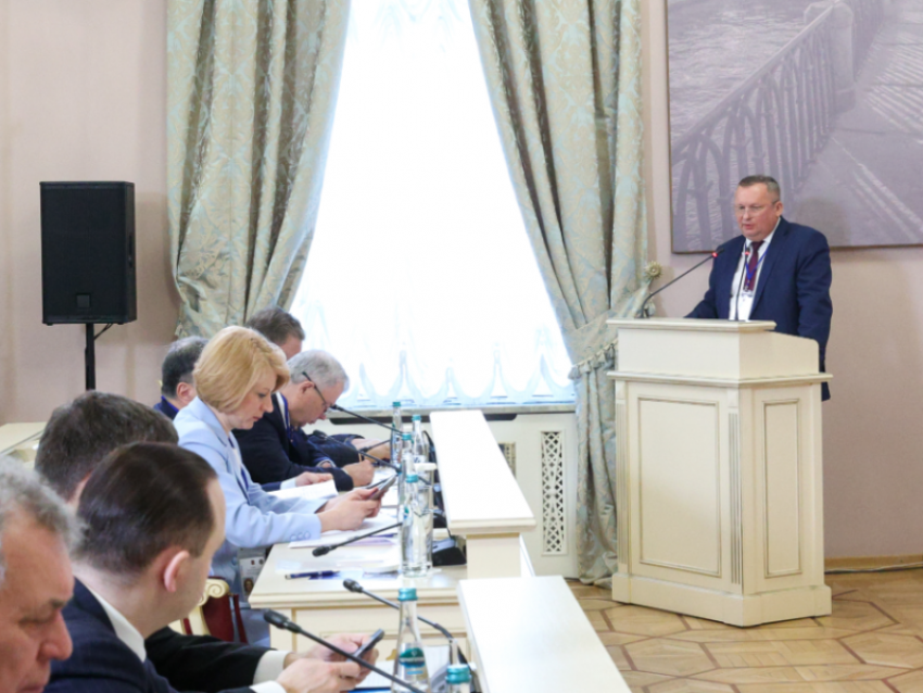 Игорь Мартынов выступил на заседании Президиума Совета законодателей РФ в Санкт-Петербурге