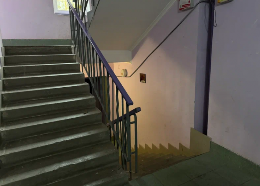 Астраханцам рассказали, как добиться чистоты в подъезде