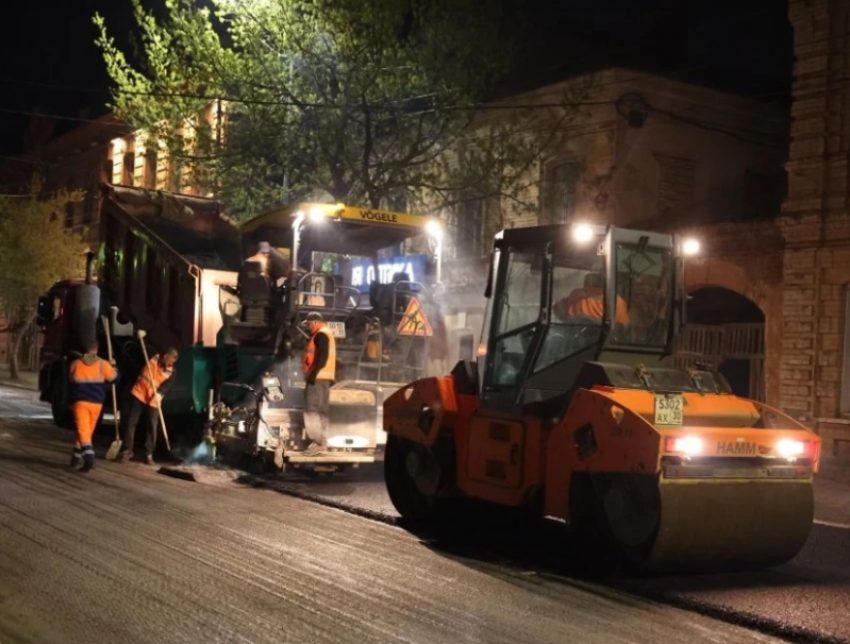 В Астрахани продолжаются масштабные дорожные работы