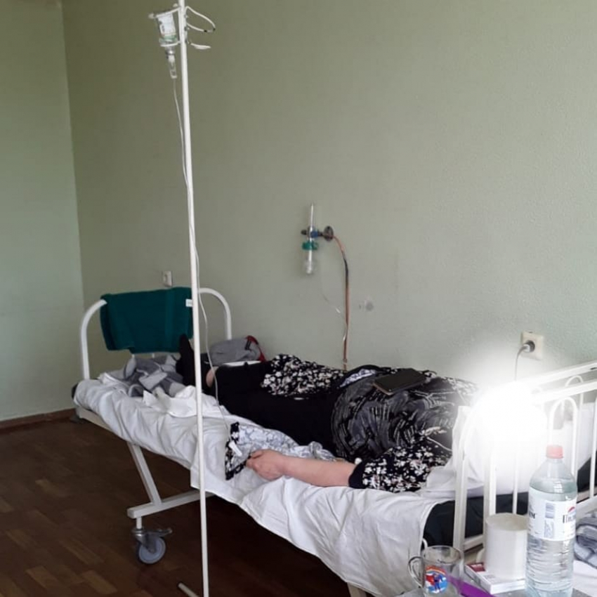 В Александровской больнице 12 пациентов лечат от коронавируса